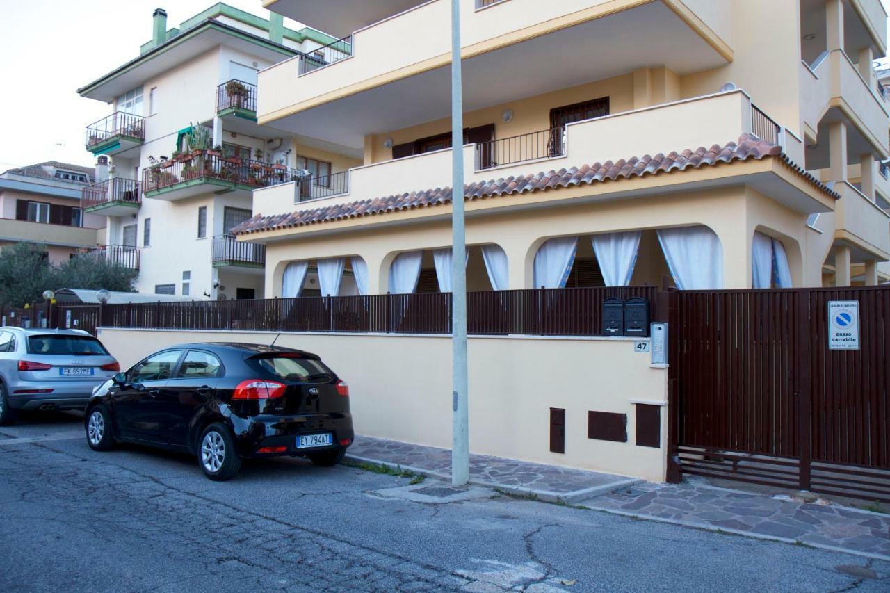 Domus Palombi Appartement Ladispoli Buitenkant foto